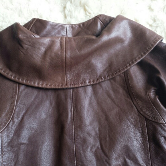 BcbgMaxazria Brown leather jacket cropped soft buttons elegant classic size XS - Picture 7 of 13
